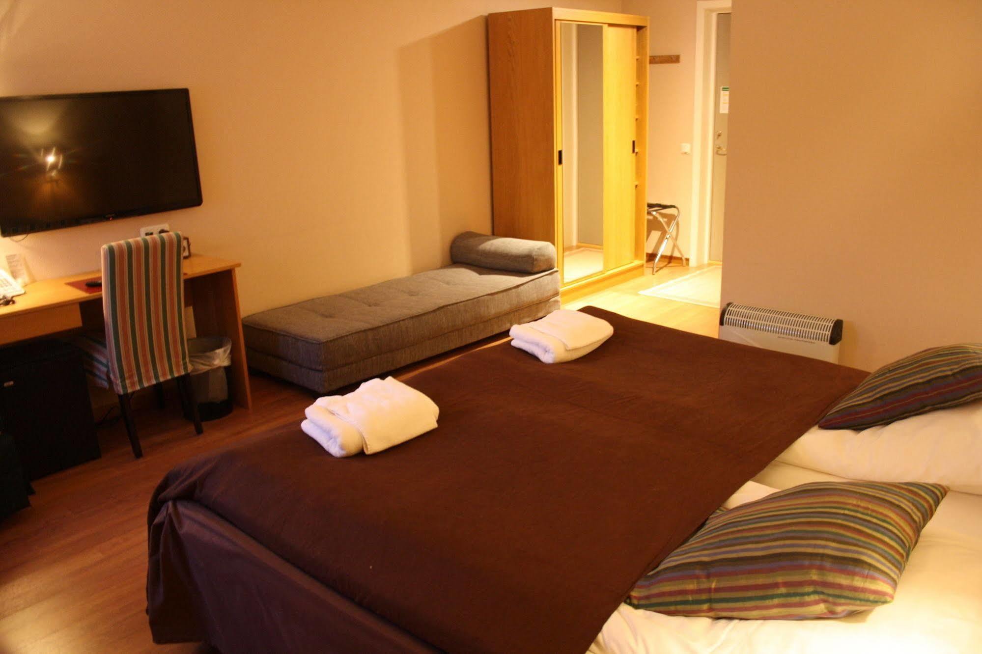 Hotell Lyktan Ареплок Екстериор снимка